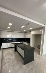 آپارتمان130متری/همکف حیاط اختصاصی/جابر لاله/معاوضه