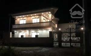 ویلای دوبلکس دوخوابه بزرگ استخردار