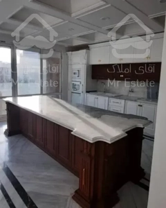 فرمانیه ابکوه  نوساز۲۰۰ متر۳خ مسترفول افتابگیر