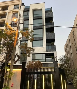 ولنجک اپارتمان ۱۴۰متر نوساز فول مدرن