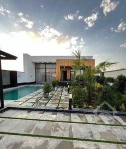 ویلالوکس فلت با استخرتجهیزات۳۰۰متری/مستقل با منیت