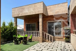 ویلا همکف نما مدرن/فول فرنیش/مشجر/نزدیک جاده اصلی