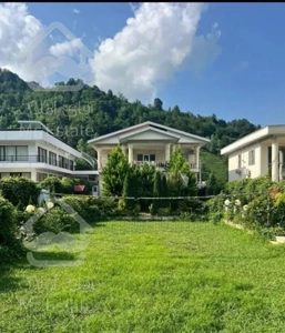 کاخ ویلا استخر دار روباز و سرپوشیده قلعه رودخان