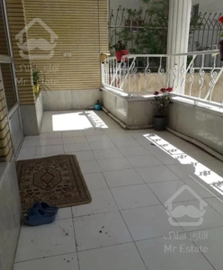 واحد ۲۴۰ متری گلستان