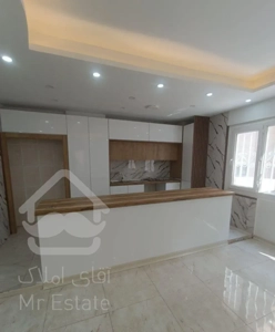 ۹۵متر فول/کلید اول با تنفس/ نورگیر متری