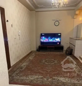 واحد۴۲ متری ۱ خوابه طبقه ۱ در شهریار