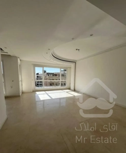 فرمانیه / ۱۶۸ متر / ۳ خواب / لابی / ۱۰ سال