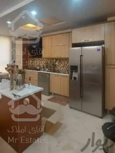 اپارتمان ۱۱۶ متری خوش نقشه و نورگیر