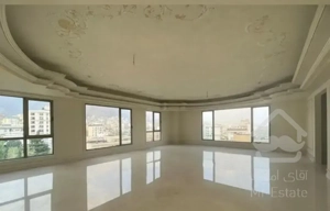 ۲۲۰ متر الهیه طبقات بالا کلید نخورده