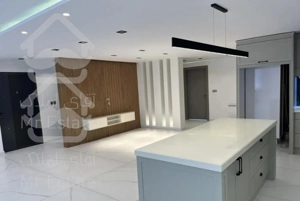 آپارتمان ۱۸۰ متری واقع در بزرگمهر