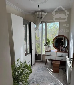 ۵۰متر/ ۶ساله / با نقشه عالی/ درنزدیکی مترو/شهران