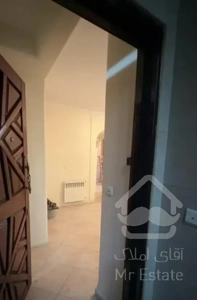 آپارتمان ۸۲ متری مترو قلهک یخچال