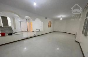 فرمانیه شرقی ۱۵۰ متر آپارتمان آذرمینا