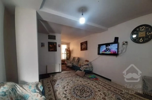 ۷۲ متر یک‌خواب شهرک سینا، طبقه پنجم