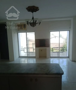 آپارتمان ۲خواب نقاشی شده تمیز مرکز شهر پارکینگ دار