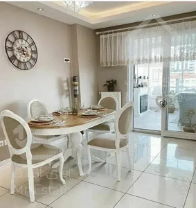 آپارتمان ۸۰ متری /۲ خواب / شرقی کیان اباد