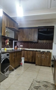 رهن واحد ۹۰ متری / خیابان جمهوری