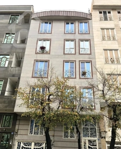 ۷۷متر تاپ لوکیشن +۱۲۰ متر حیاط