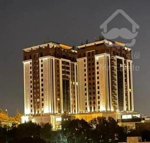 درکه. برج کوروش ۱۷۶ متر. طبقات بالا