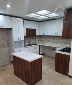 91 متر 2 پارکینگ/ نوساز (گلستان)