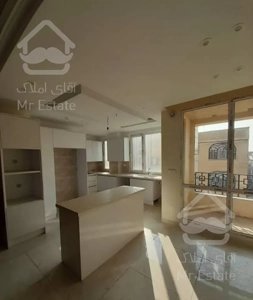 ۱۱۴متر/کلید نخورده/پونک حیدری مقدم