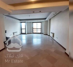 نیاوران ۱۲۵ متر ۲ خوابه سالن بزرگ و آفتابگیر