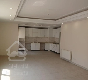 ۱۱۳ متر آپارتمان  ۳ خوابه در پلیس شیخ صفی سرباز