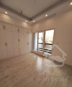 155متر جردن/این خانه ارزش دیدن دارد.