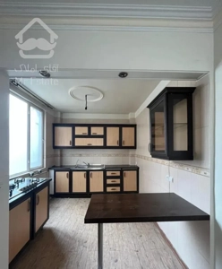 آپارتمان 60متری تخلیه بدون مالک 1/5ساله