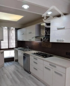 فرمانیه/ ۱۰۵متر دو خوابه/ غرق در نور