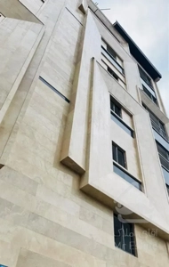 آپارتمان ۱۰۱ متری لوکیشن عالی در رادیودریا