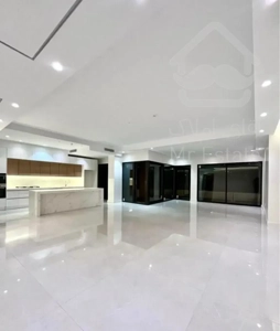 آپارتمان ۱۸۵ متری ۳ خواب مستر/ تراس قابل چیدمان