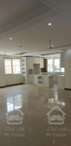 ۱۱۵ متر ۳ خواب شیک صادقیه