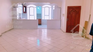 ۸۳متر با انباری و بالکن در بلوار فردوس غرب پروانه جنوبی