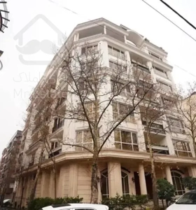 ۲۵۰متر قیطریه/۳خواب مستر/ ۳پارکینگ/ ۴ساله