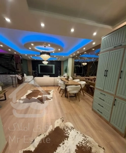 ویلای دوبلکس بسیار لوکس شهری