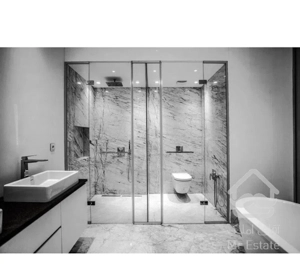 قصر کریستالی ۳۱۱ متری مهماندوست کامرانیه