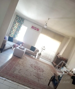 آپارتمان 90متری طبقه چهار