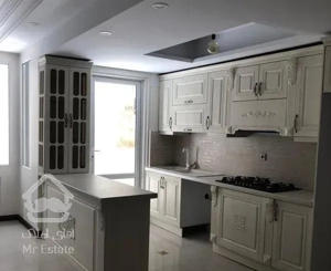 نیاوران گلستان شمالی  ۱۷۰ متر