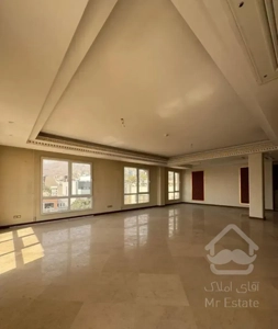 شهرک اختصاصی/ ۲۷۰متر/۴ خواب/فروشنده قطعی/جنب سفارت