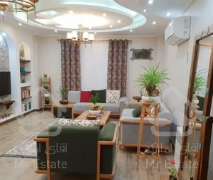 ۸۲ متر/فردوس غرب/سالن پرده خور/خطی رو به افتاب