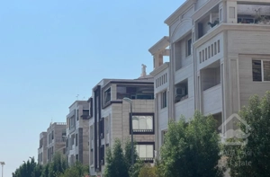 نوبنیاد 3 تک واحدی 152 متر 3 خواب تراس بزرگ 80 متر