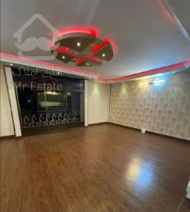 اپارتمان 102 متری بزرگمهر( هشت بهشت غربی)
