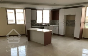 ۱۰۷متر/۲خواب/فول امکانات/۲نبش