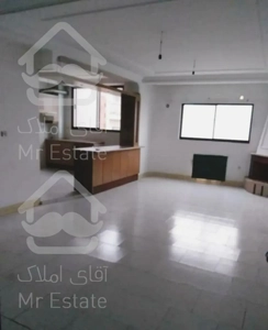 ۹۰ متری/طبقه دوم/خیابان بابل