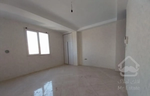 آپارتمان ۵۷ متری  نزدیک خیابان اصلی