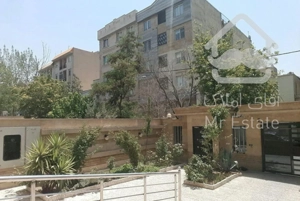 ۱۱۱متر/ ۲خواب/ فول امکانات/ کرمان شمالی