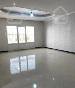 ۸۱ متر ۲خواب/ کلید نخورده روبه آفتاب/ آلاله شرقی