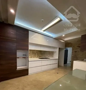 فروش آپارتمان ۲۰۰ متری ۳ خوابه در زعفرانیه