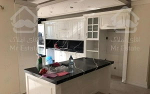 ۲۰۰ متر اجودانیه/ رو به افتاب